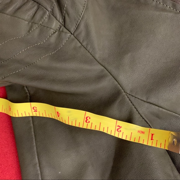 jacket - Picture 7 of 8